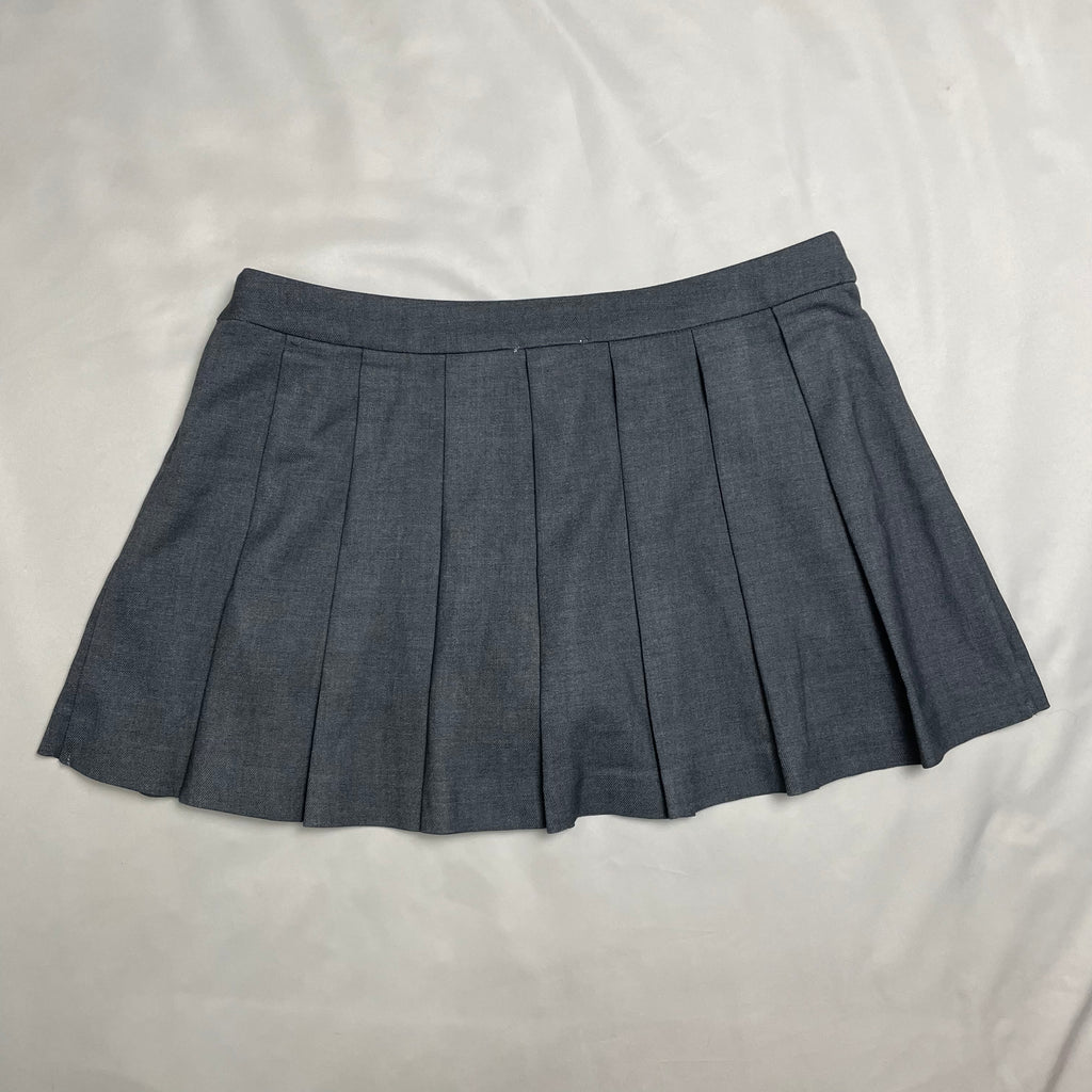 gray pleated mini skort S