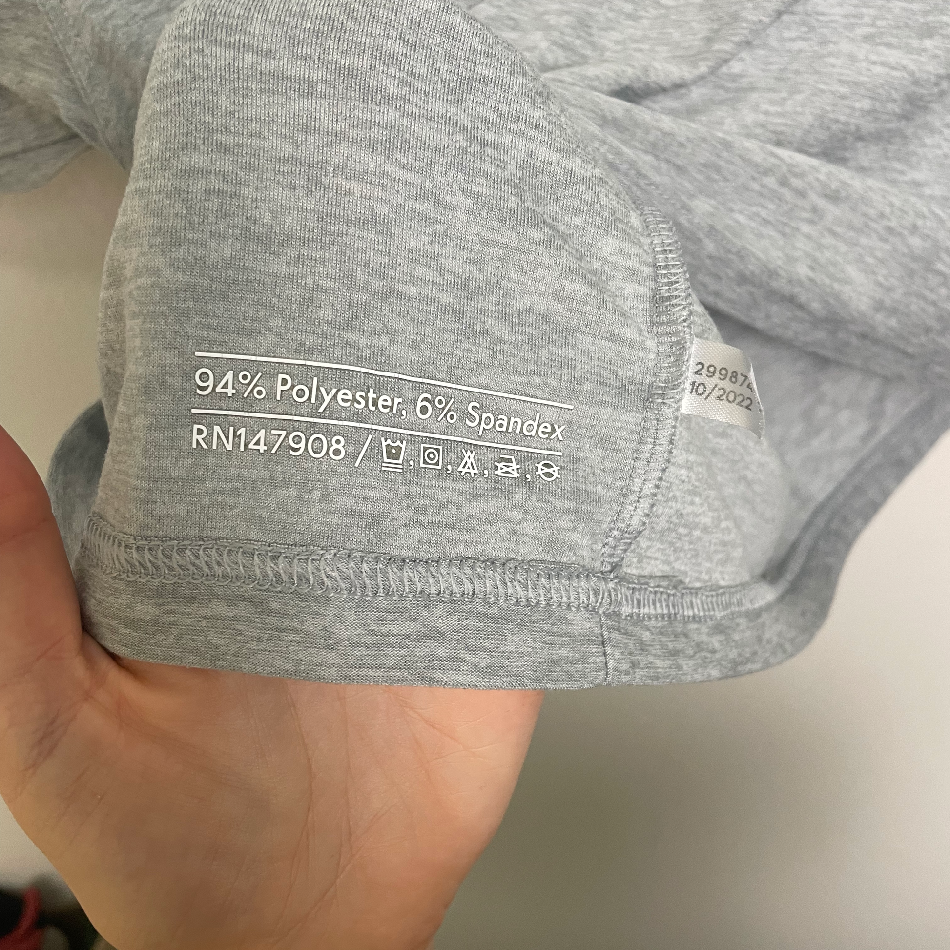 outdoor voices soft grey tee M