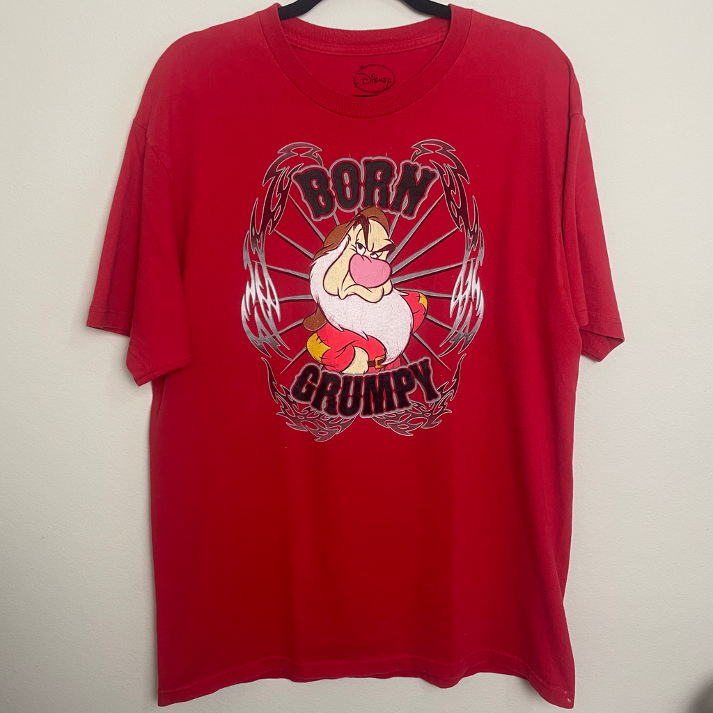 disney grumpy tee XL